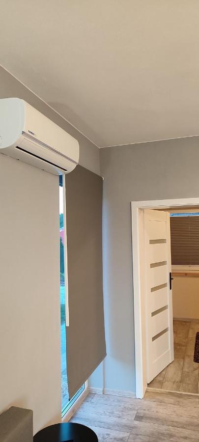 Apartamenty Wilga Z Calorocznym Jacuzzi I Letnim Basenem Extérieur photo